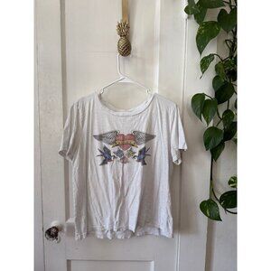 Lucky brand women’s size large LUCKY T-shirt